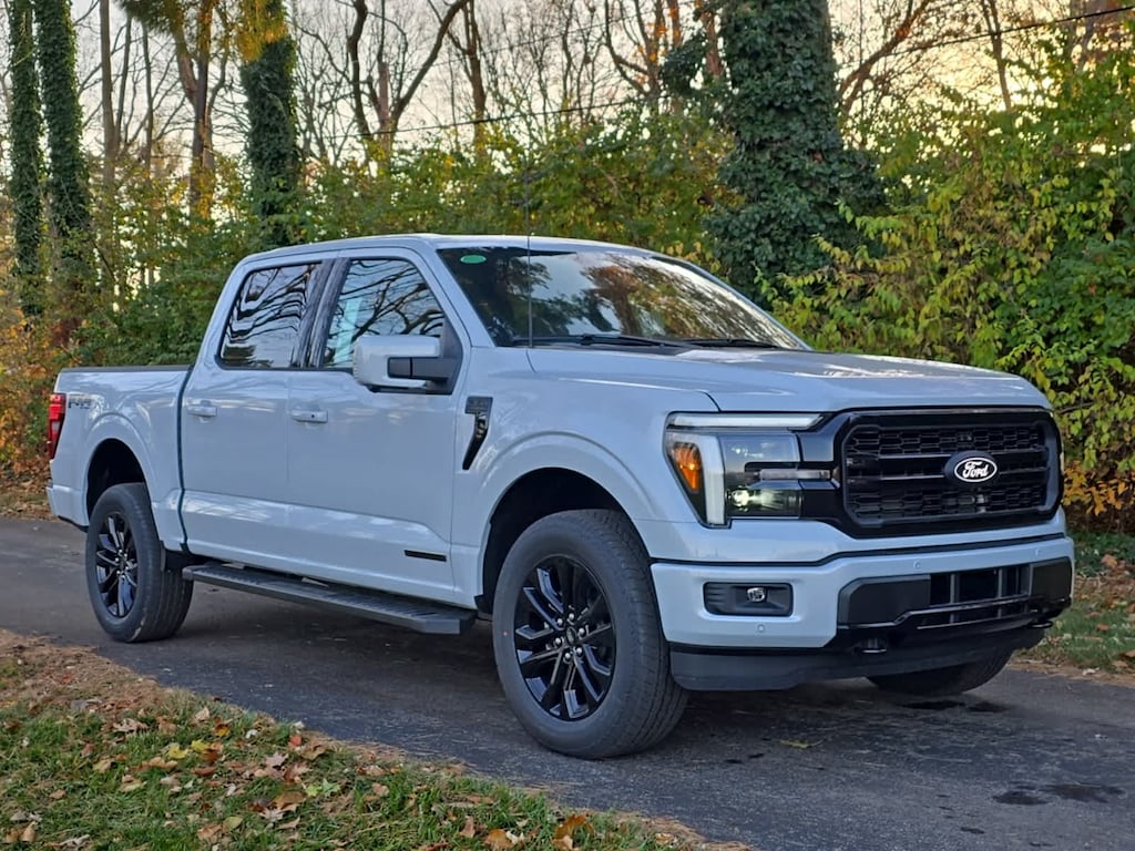 New 2025 Ford F-150 Lariat Truck SuperCrew Cab