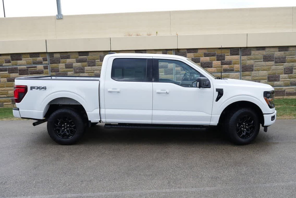 New 2025 Ford F-150 XLT Truck SuperCrew Cab