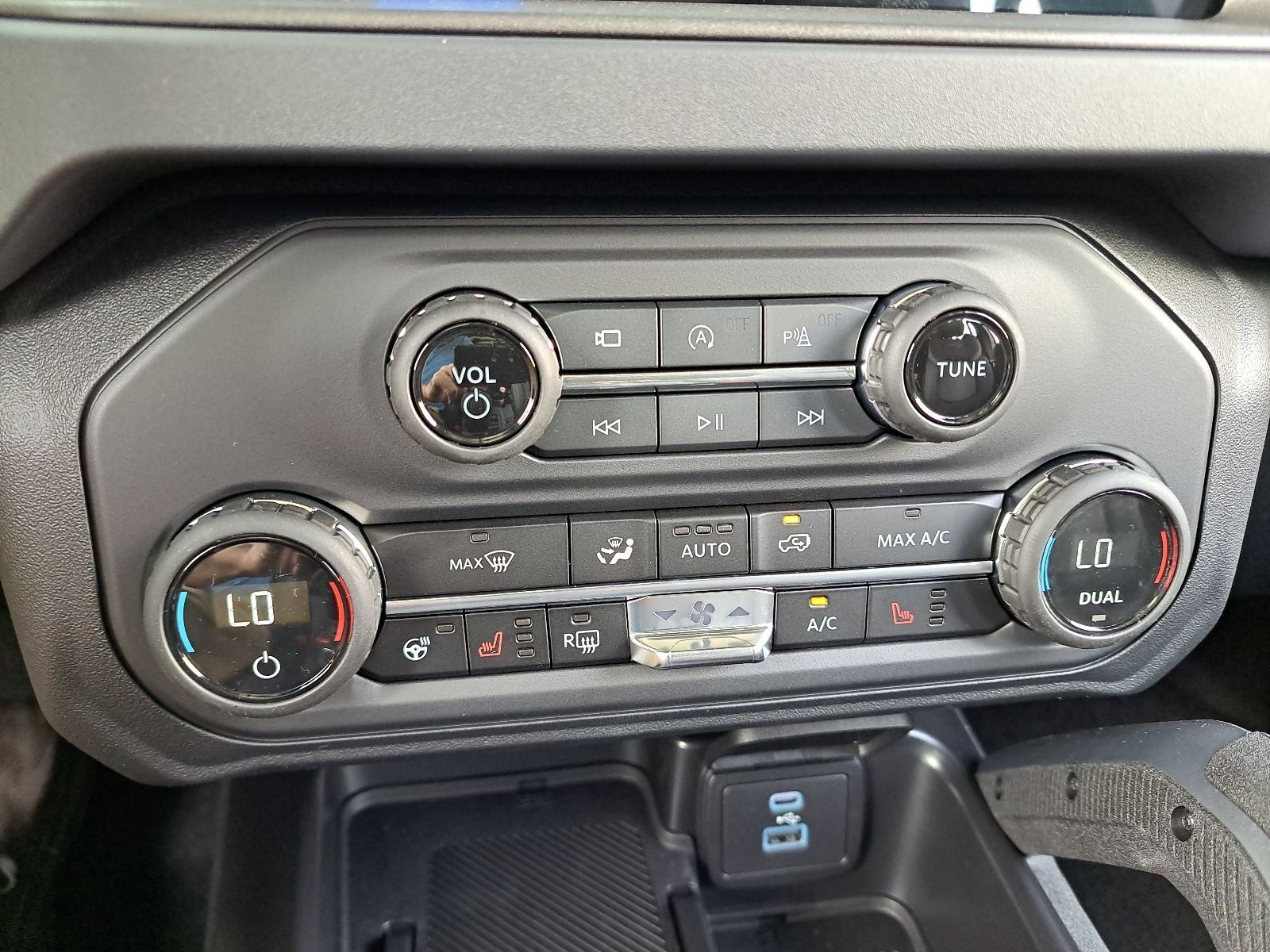 2025 Ford Bronco 4-Door Raptor - Photo 24