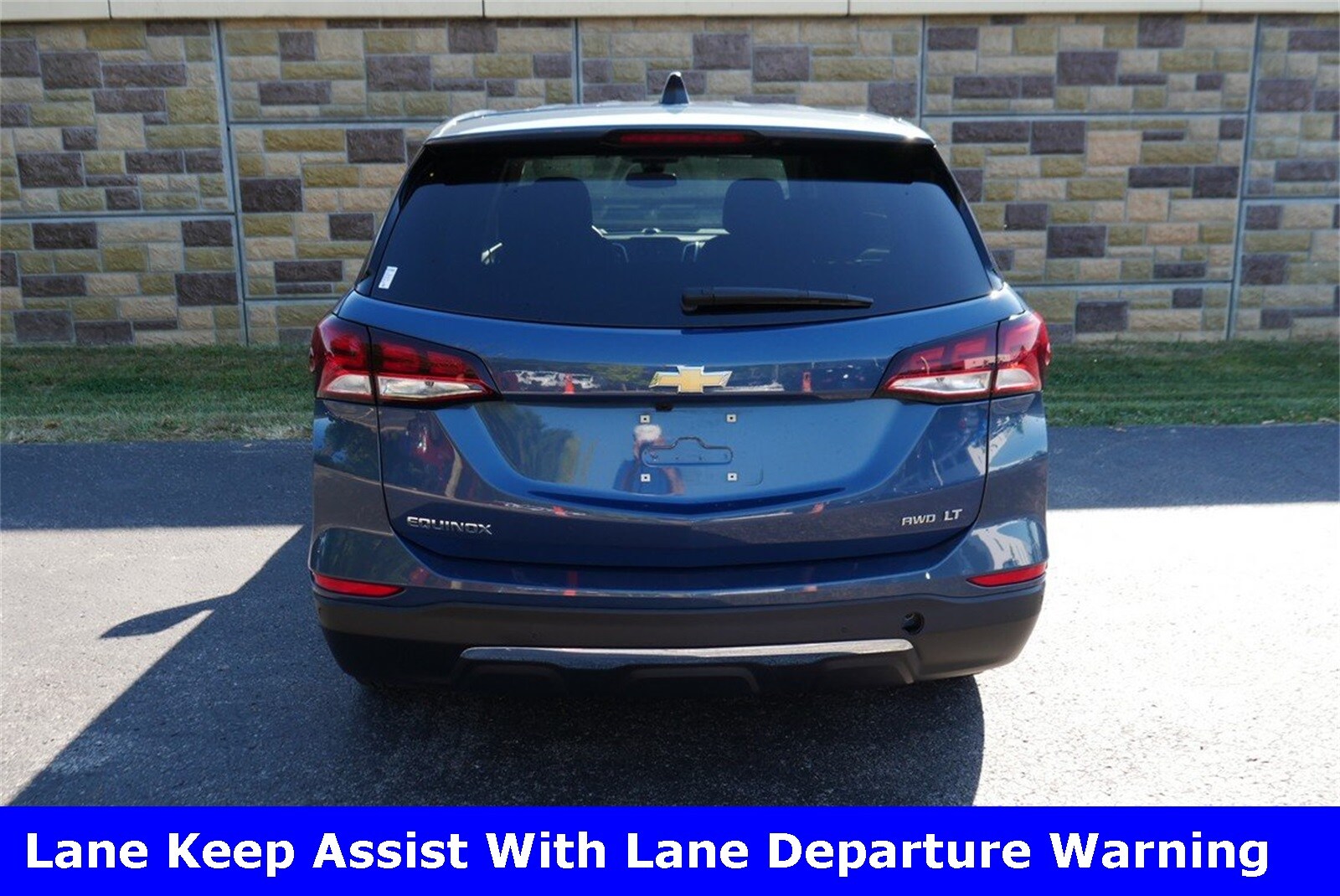 2024 Chevrolet Equinox LT photo 4