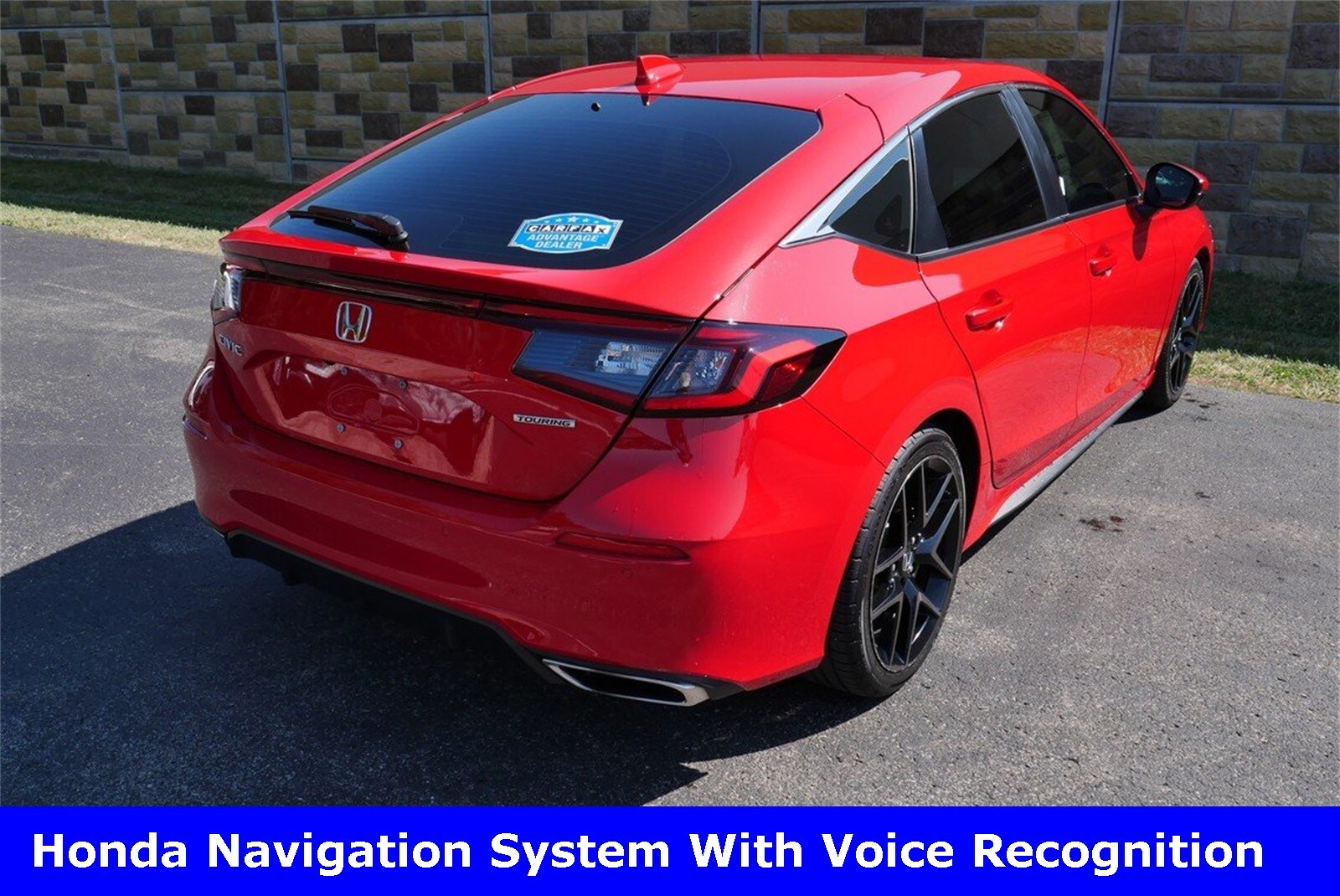 2024 Honda Civic Sport Touring Hatchback photo 3