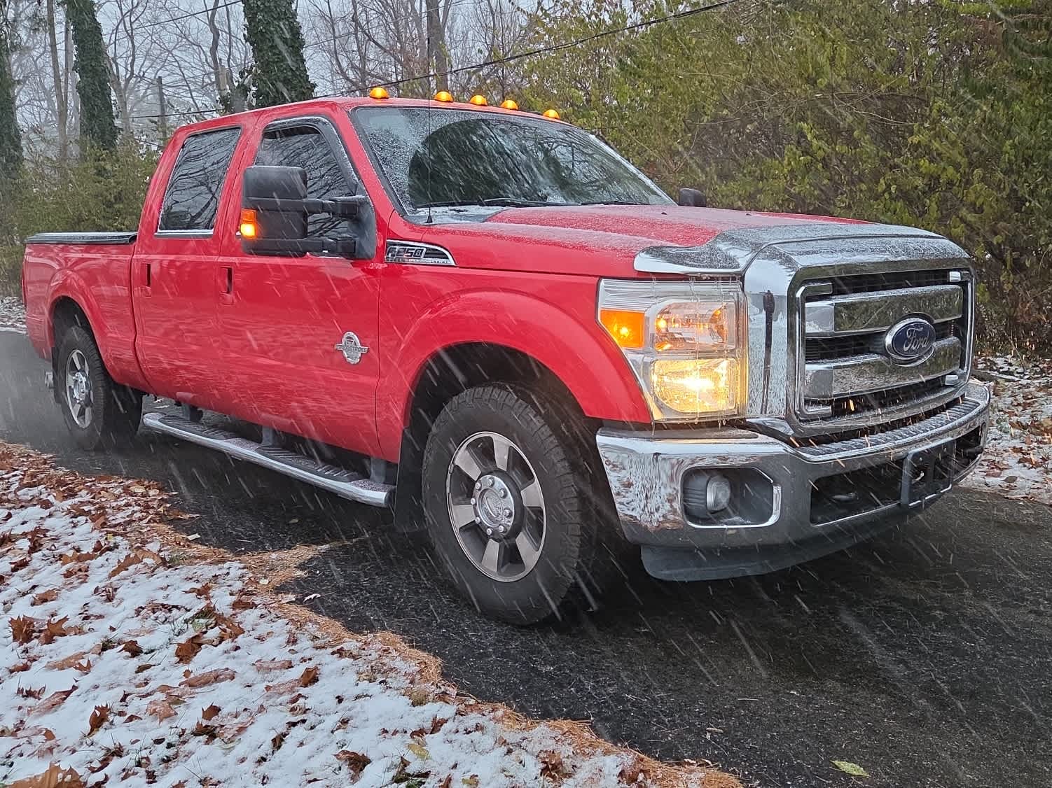 2011 Ford F-250 Lariat photo 3