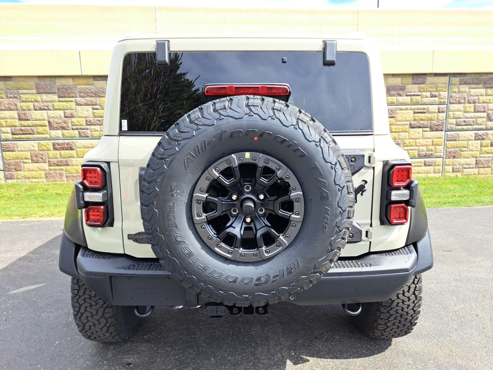 2025 Ford Bronco Raptor photo 4