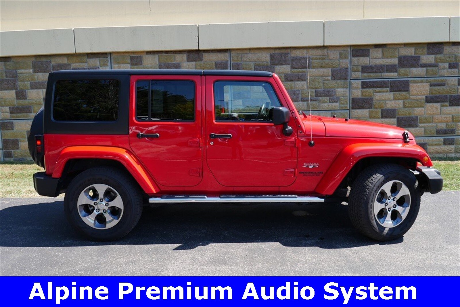 2017 Jeep Wrangler Unlimited Sahara photo 2