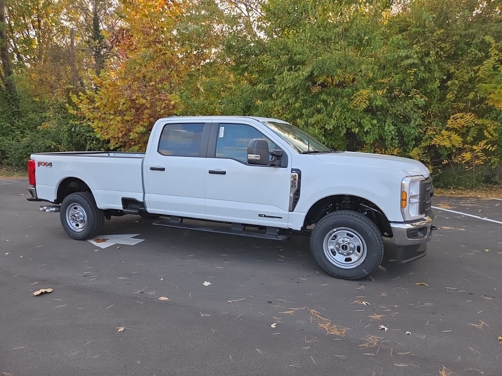 New 2026 Ford Super Duty F-350 SRW XL Truck Crew Cab