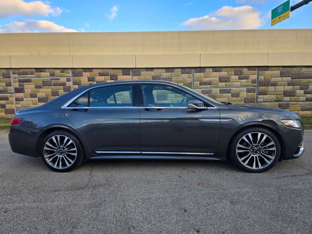 Used 2018 Lincoln Continental Select FWD