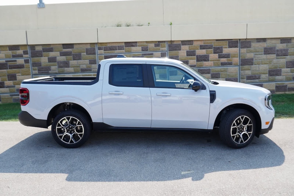 New 2025 Ford Maverick Lariat AWD Supercrew AWD SuperCrew