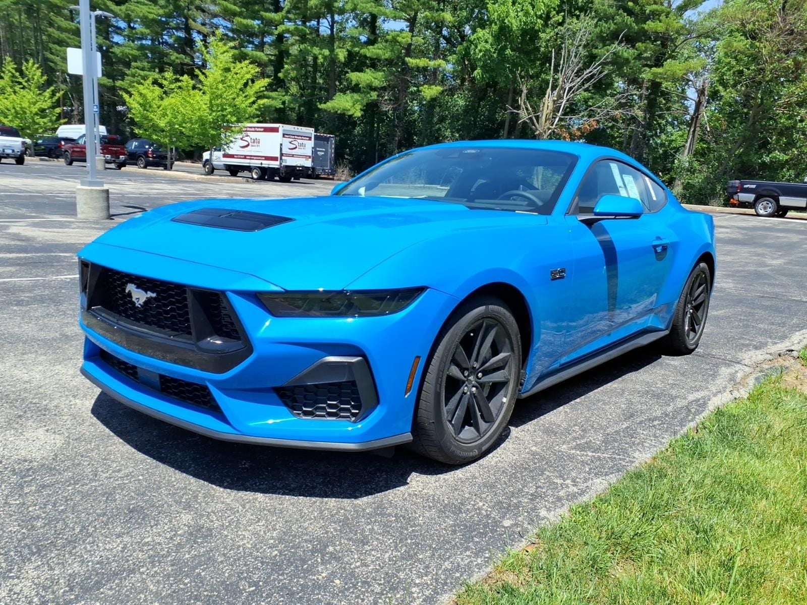 2026 Ford Mustang GT Fastback - Photo 4