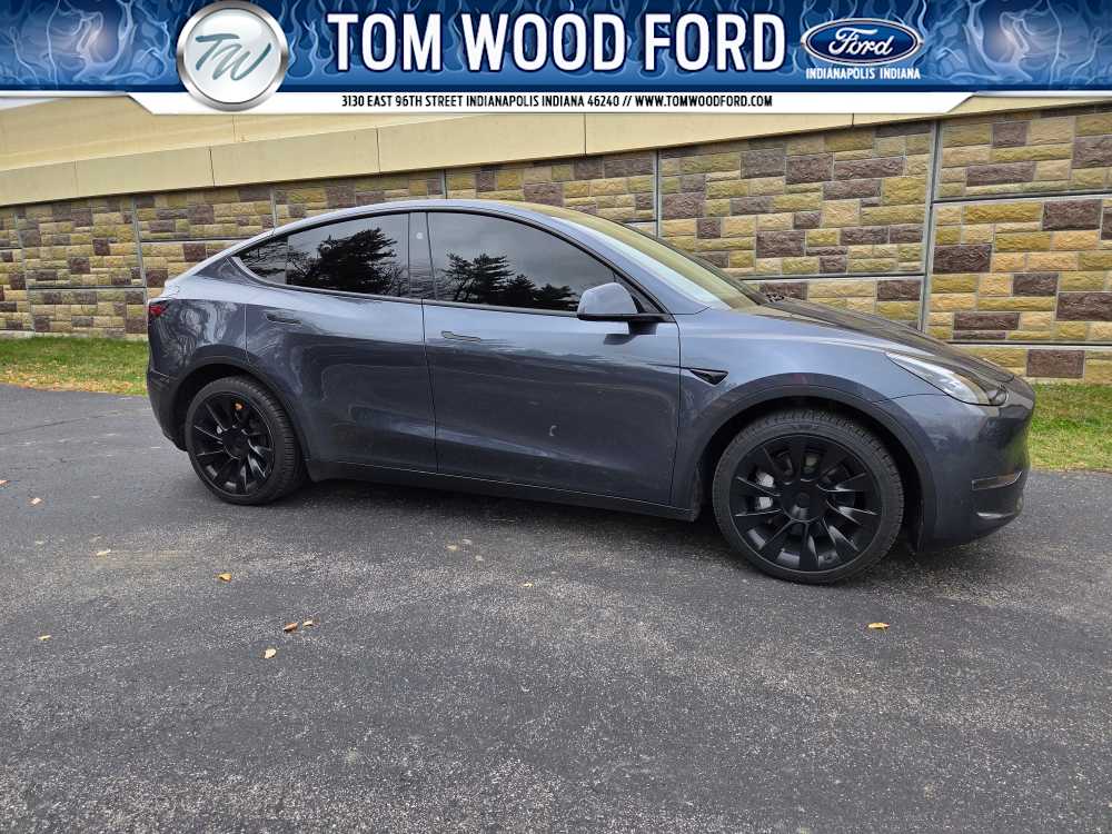 2023 Tesla Model Y Long Range's photo
