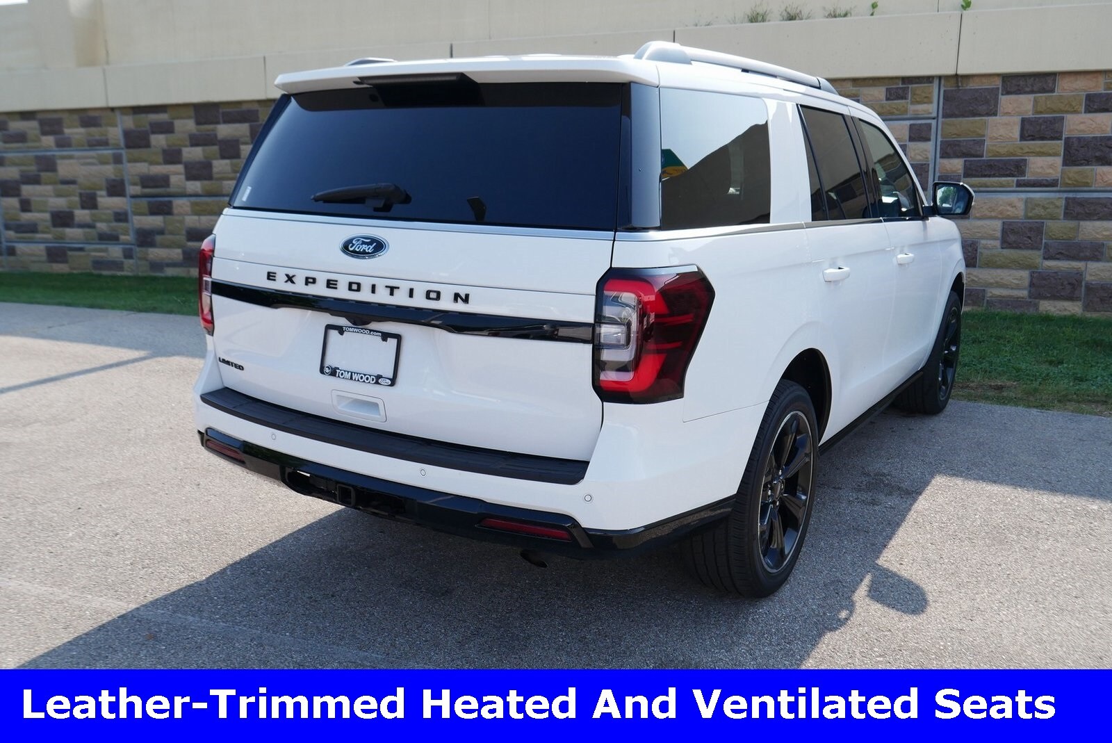 2022 Ford Expedition Limited photo 3