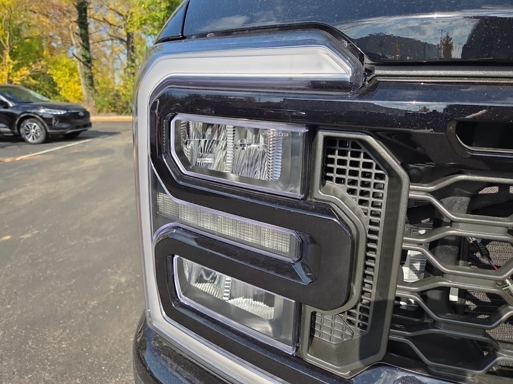 New 2026 Ford Super Duty F-250 SRW Lariat Truck Crew Cab