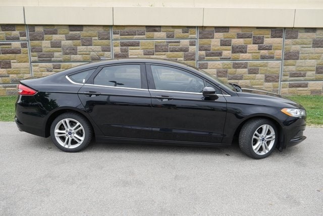 Used 2018 Ford Fusion SE with VIN 3FA6P0HDXJR182276 for sale in Indianapolis, IN
