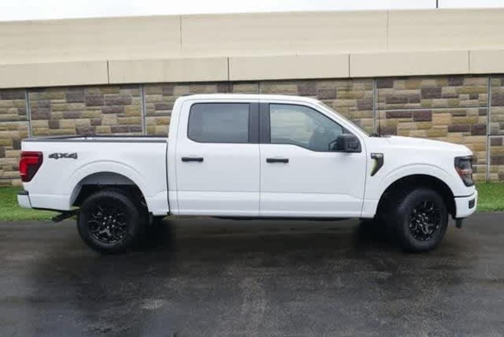 New 2025 Ford F-150 STX 4WD Supercrew 5.5 Box 4WD SuperCrew 5.5 Box