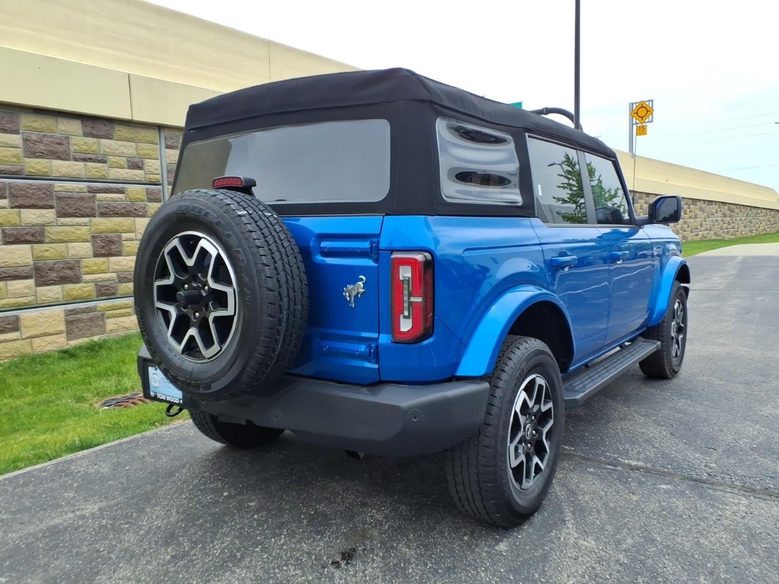 2024 Ford Bronco Outer Banks - Photo 10