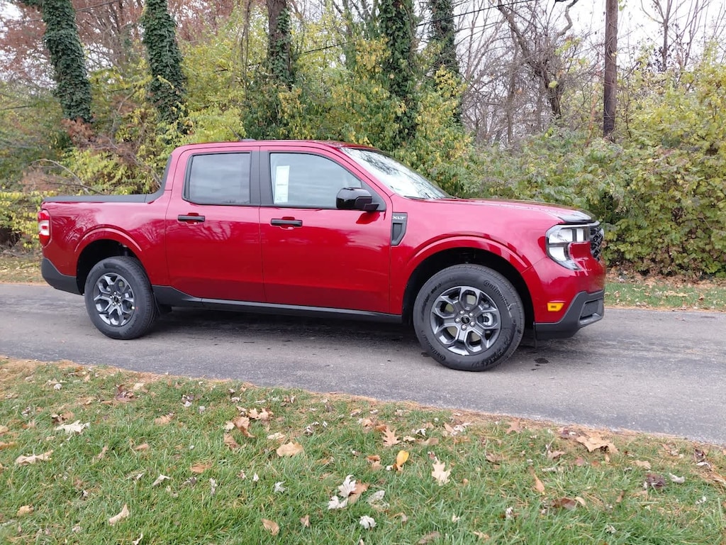 New 2025 Ford Maverick XLT AWD Supercrew AWD SuperCrew