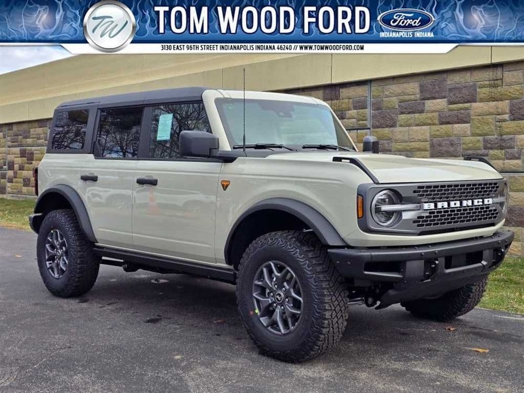 New 2025 Ford Bronco Badlands SUV