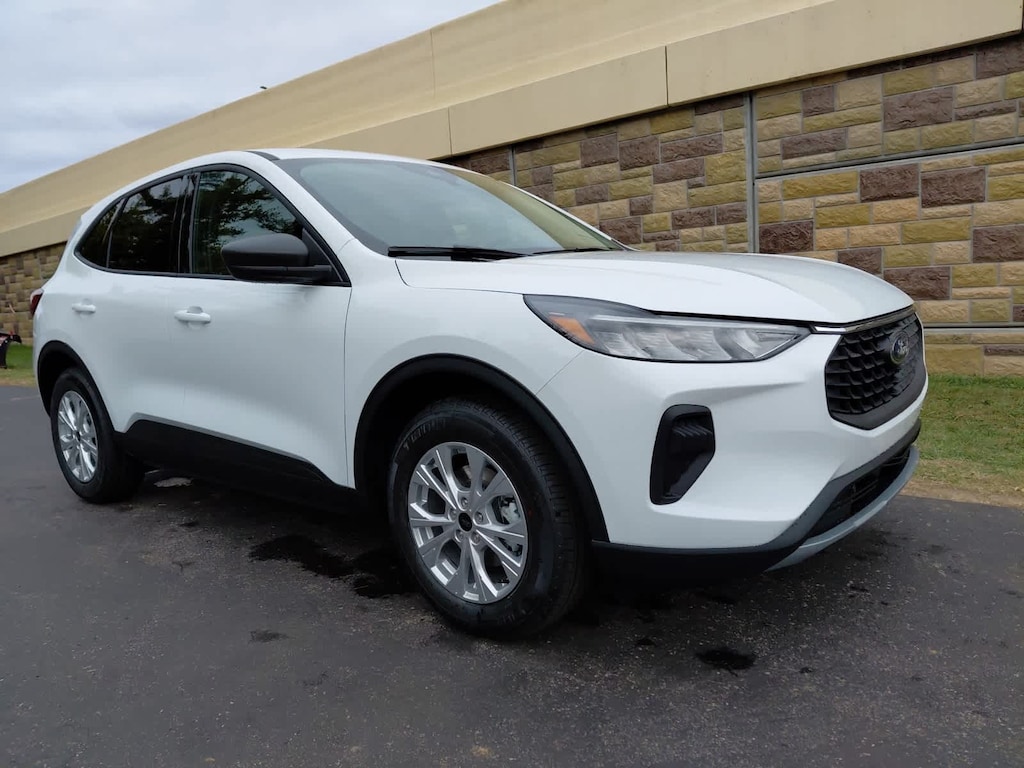New 2026 Ford Escape Active FWD