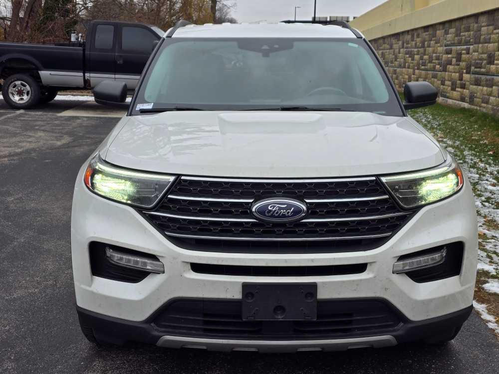 2021 Ford Explorer XLT photo 2