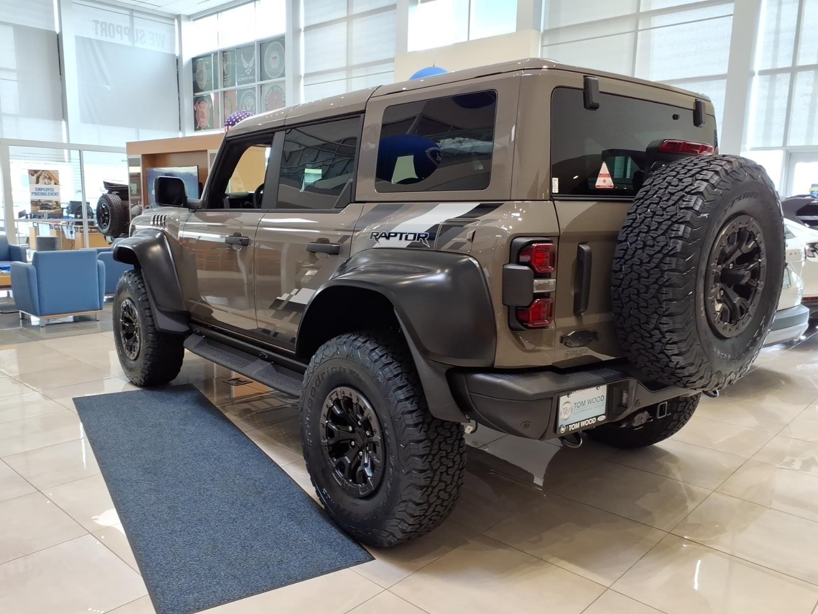 2025 Ford Bronco 4-Door Raptor - Photo 3