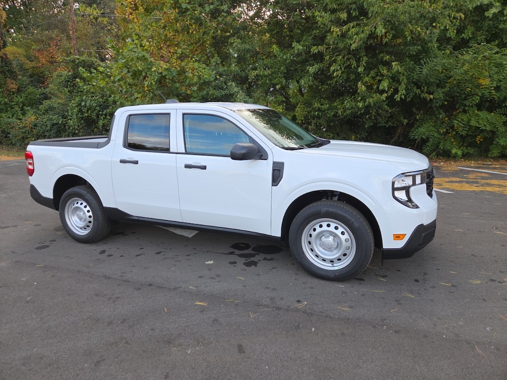 New 2025 Ford Maverick XL Truck SuperCrew