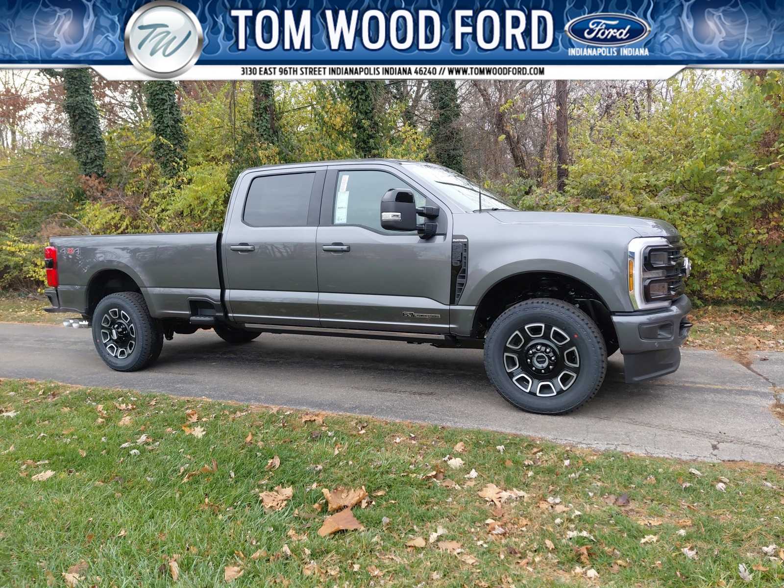 2026 Ford F-250 Super Duty Platinum's photo