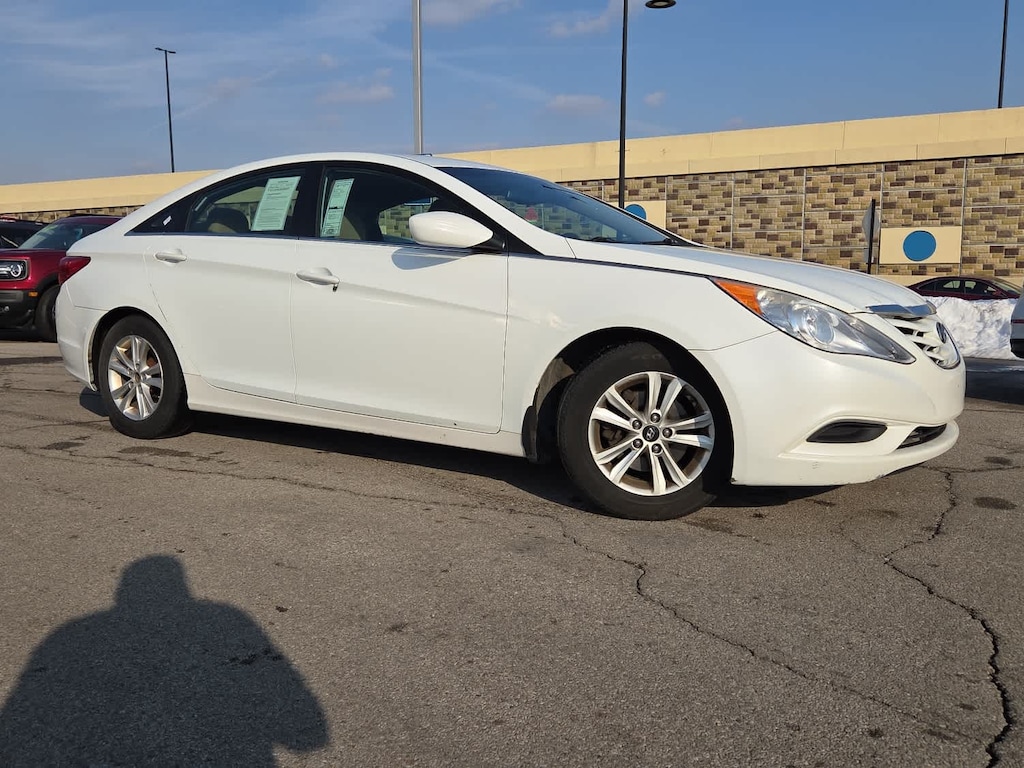 Used 2012 Hyundai Sonata GLS Sdn 2.4L Auto