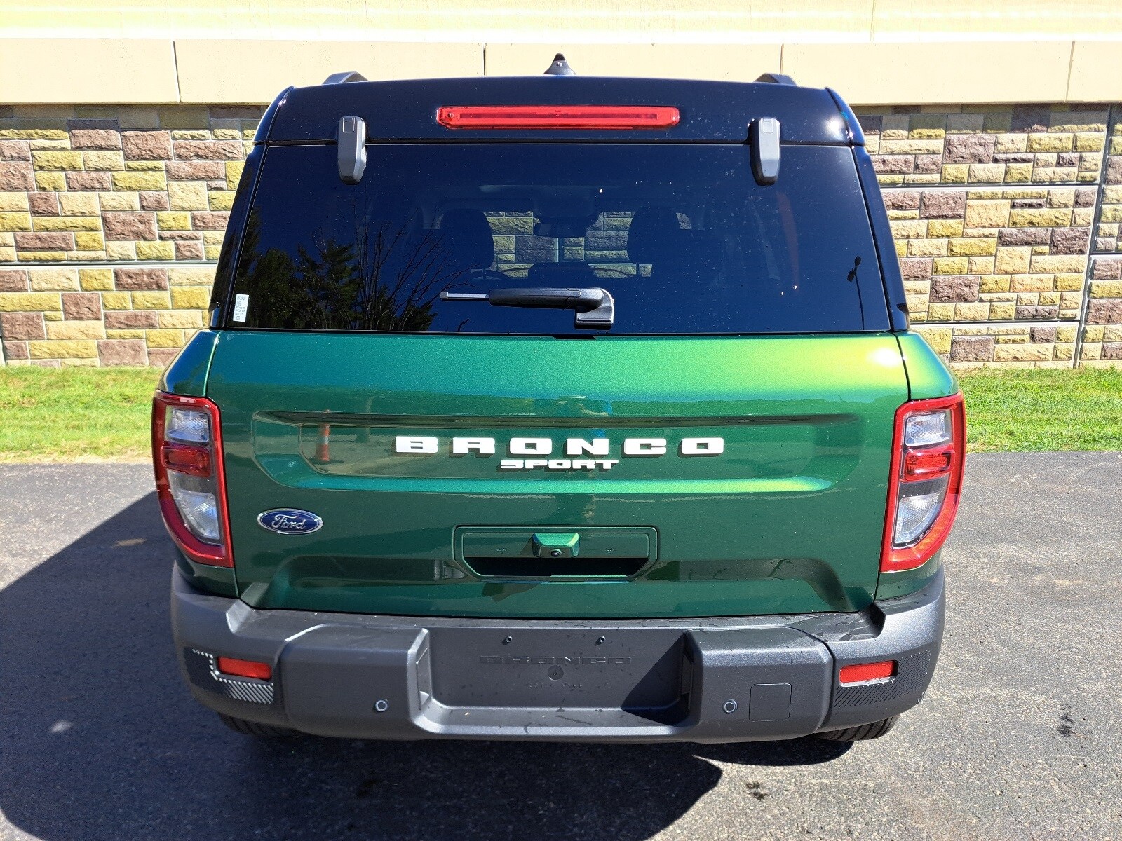 2025 Ford Bronco Sport Outer Banks photo 3