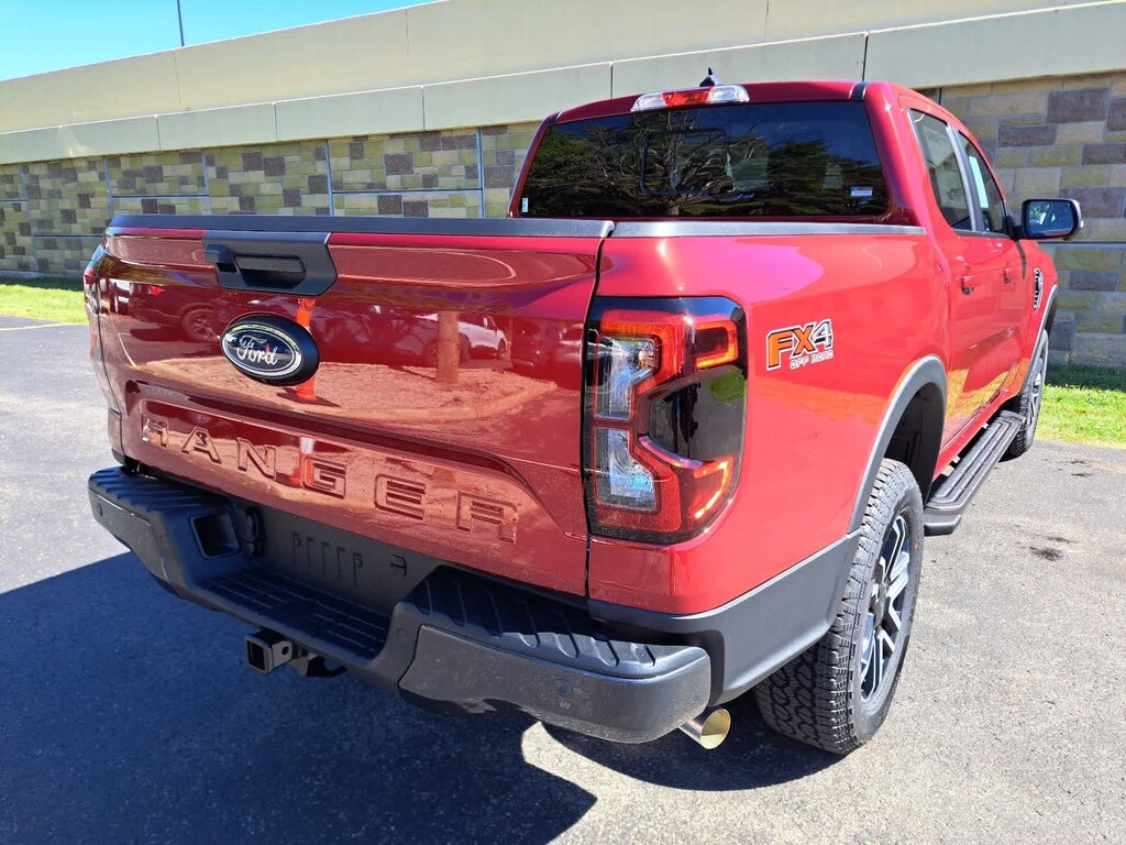 New 2025 Ford Ranger Lariat 4WD Supercrew 5 Box 4WD SuperCrew 5 Box