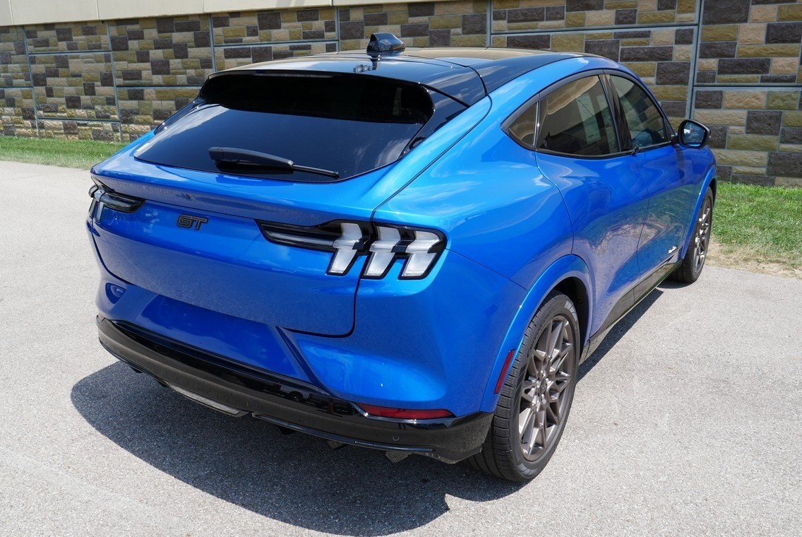 2025 Ford Mustang Mach-E GT photo 3
