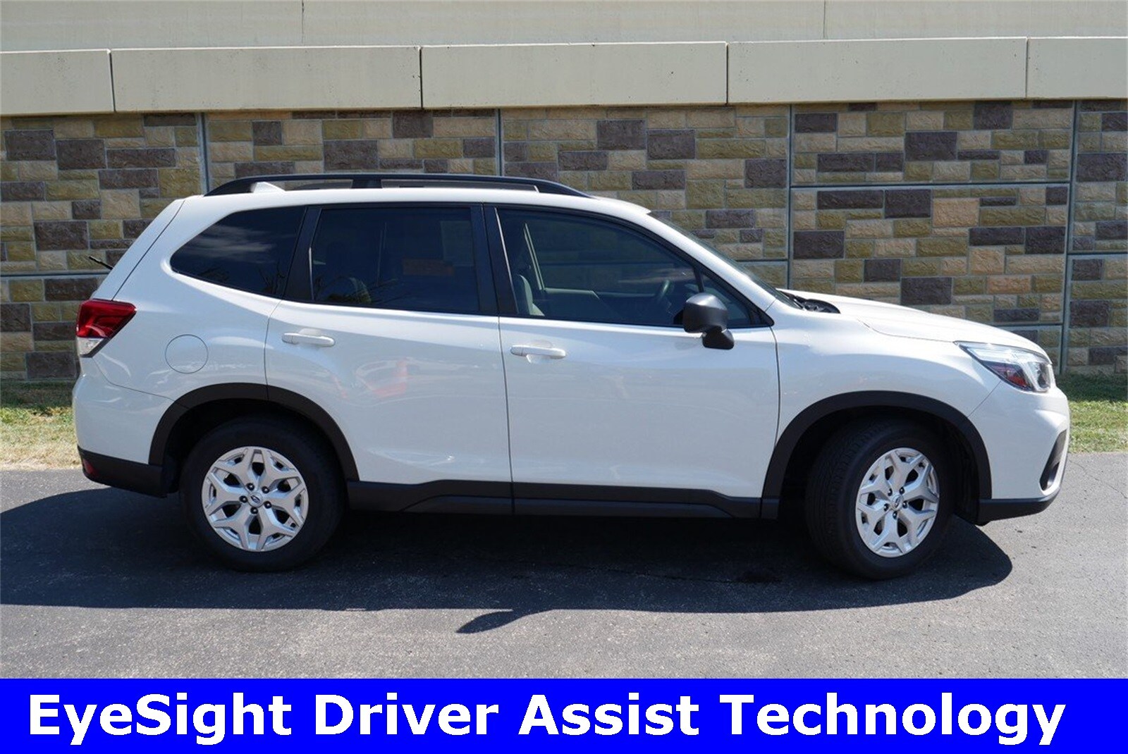 2021 Subaru Forester Base photo 2