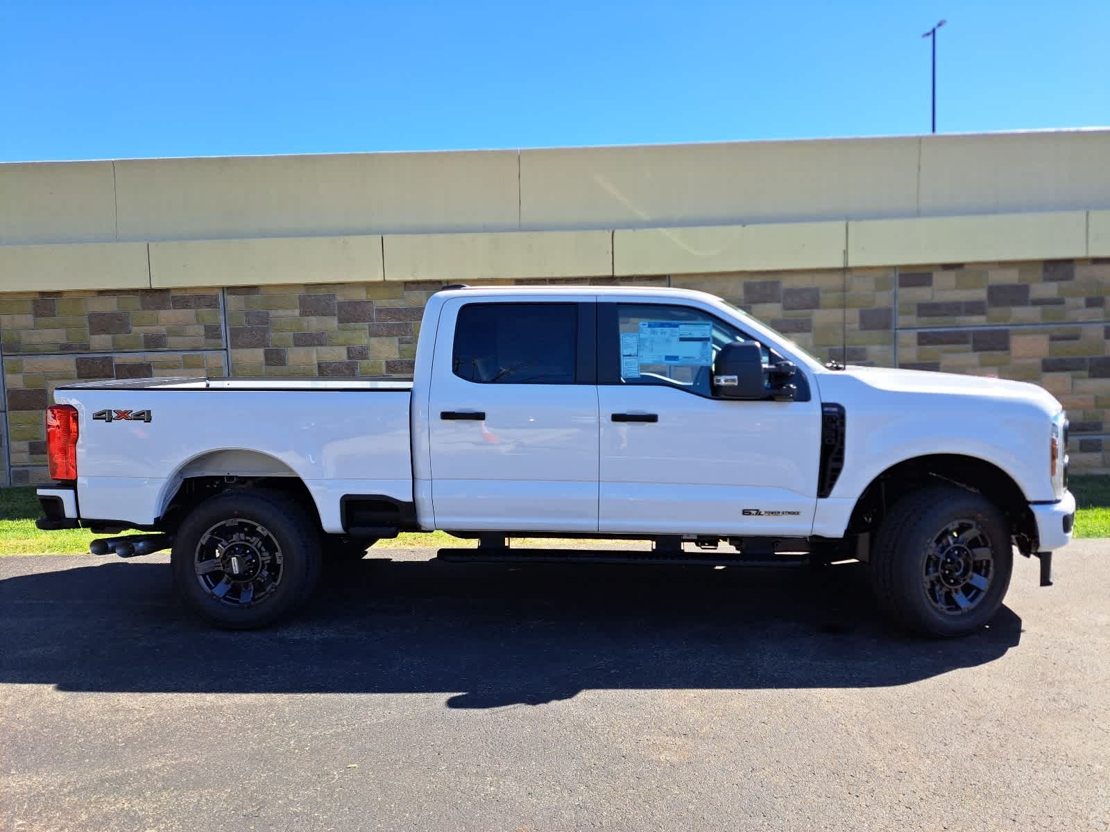 2026 Ford F-350 XL photo 2