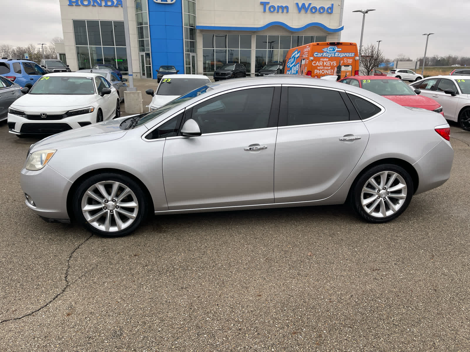 Used 2015 Buick Verano 1SL with VIN 1G4PS5SK0F4185314 for sale in Anderson, IN