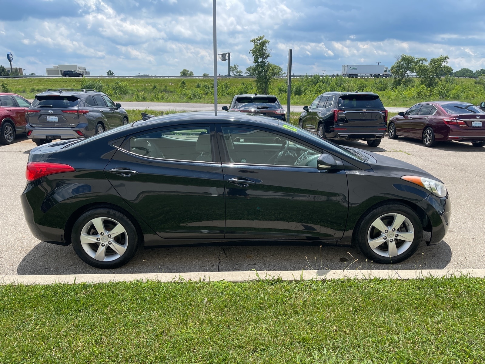 Used 2013 Hyundai Elantra GLS with VIN 5NPDH4AE0DH353486 for sale in Anderson, IN