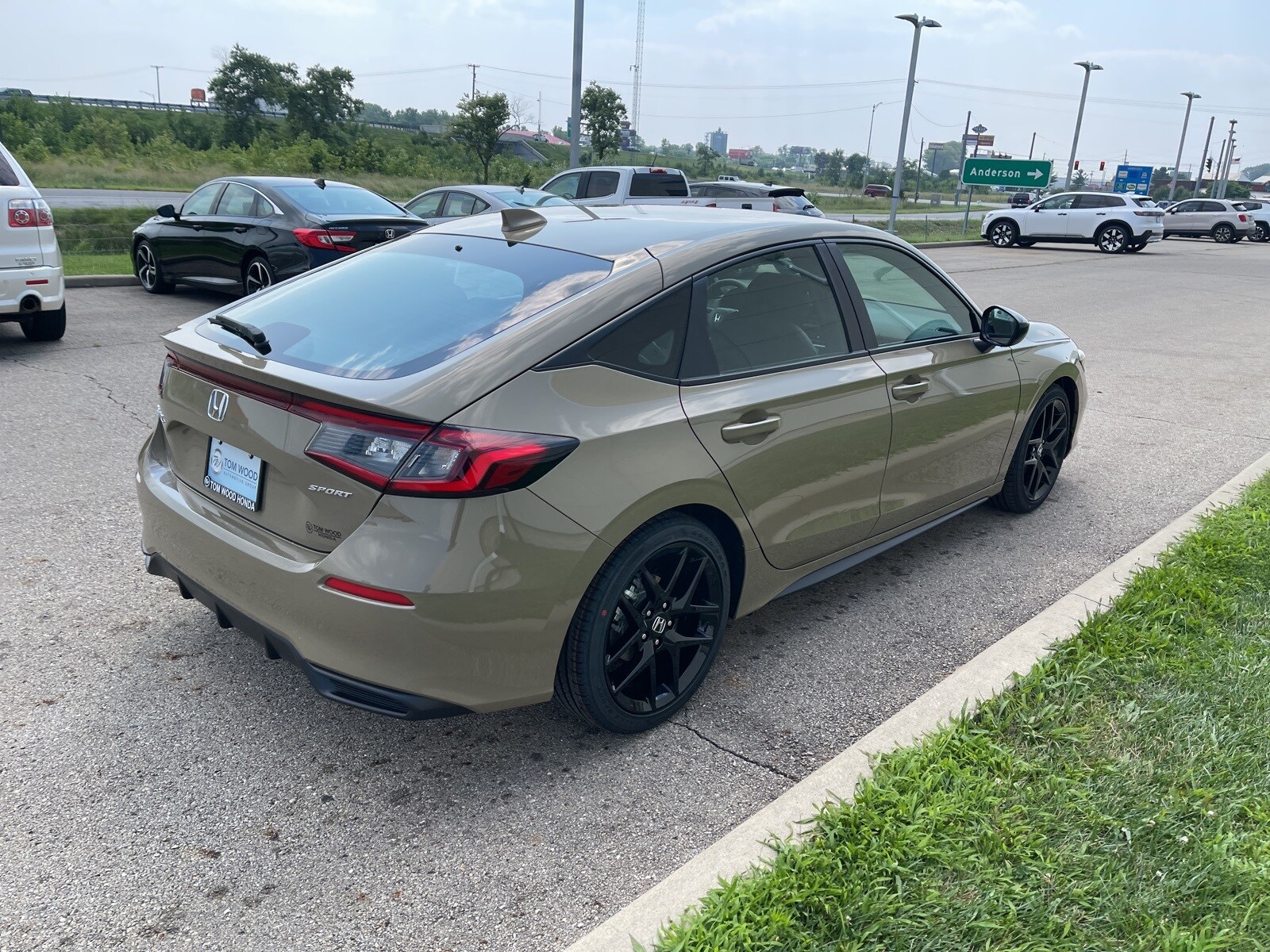 2025 Honda Civic Sport photo 2