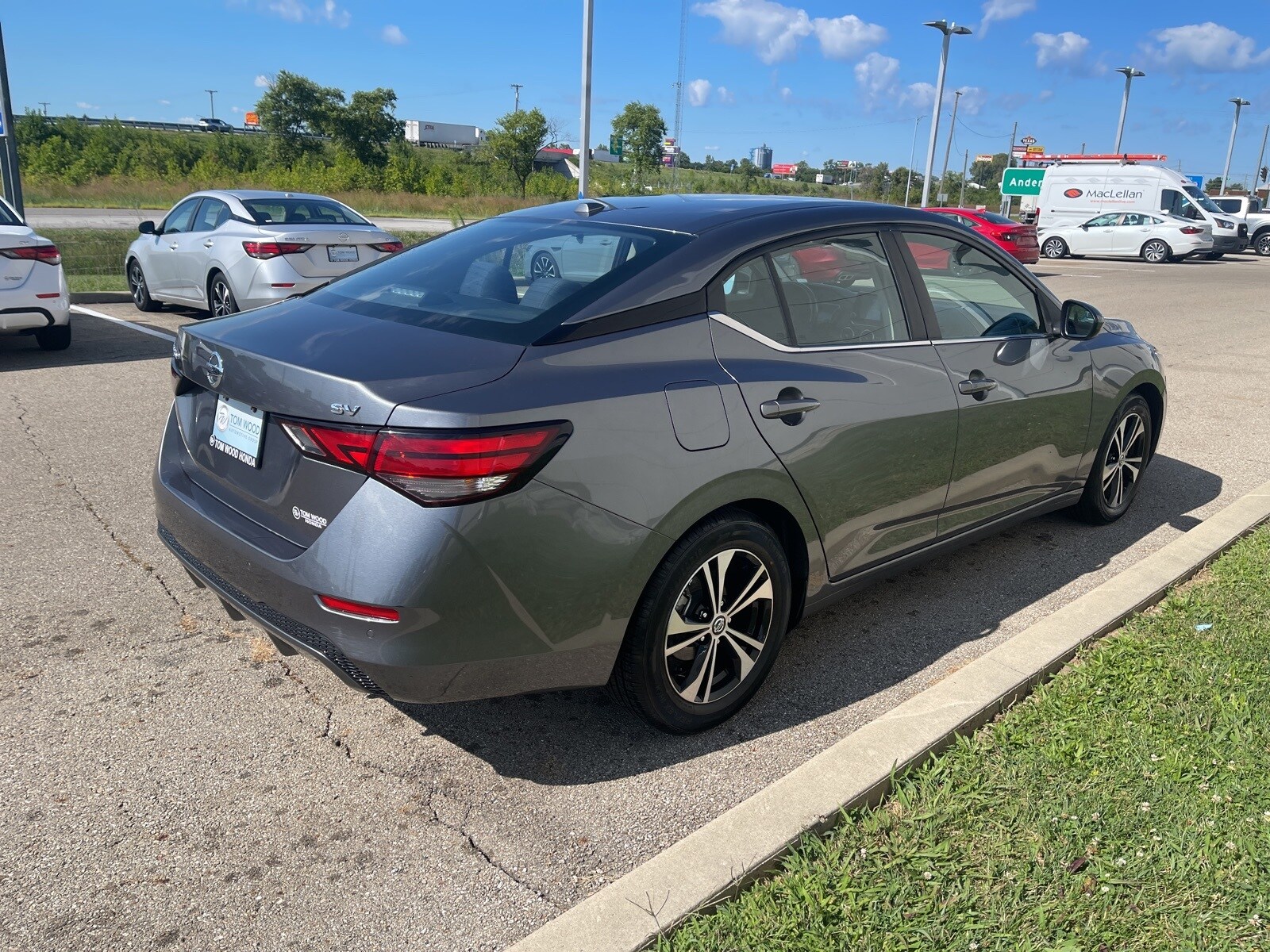 2022 Nissan Sentra SV photo 3