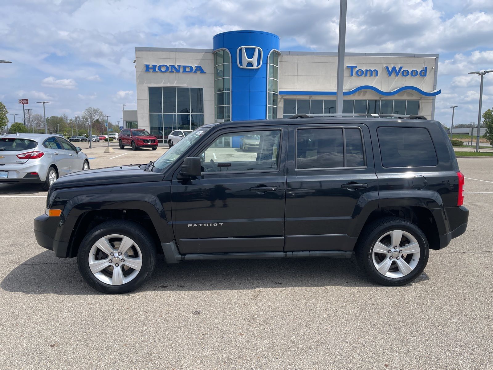 Used 2011 Jeep Patriot Latitude X with VIN 1J4NF4GB1BD142169 for sale in Anderson, IN