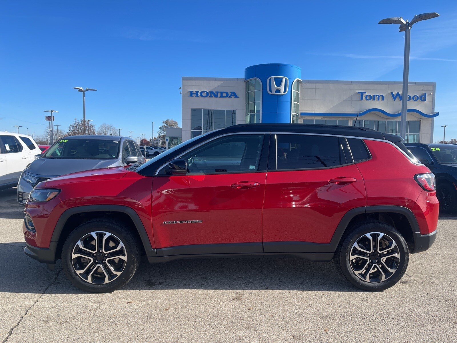 2023 Jeep Compass Limited photo 2