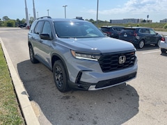 2025 Honda Pilot TrailSport SUV