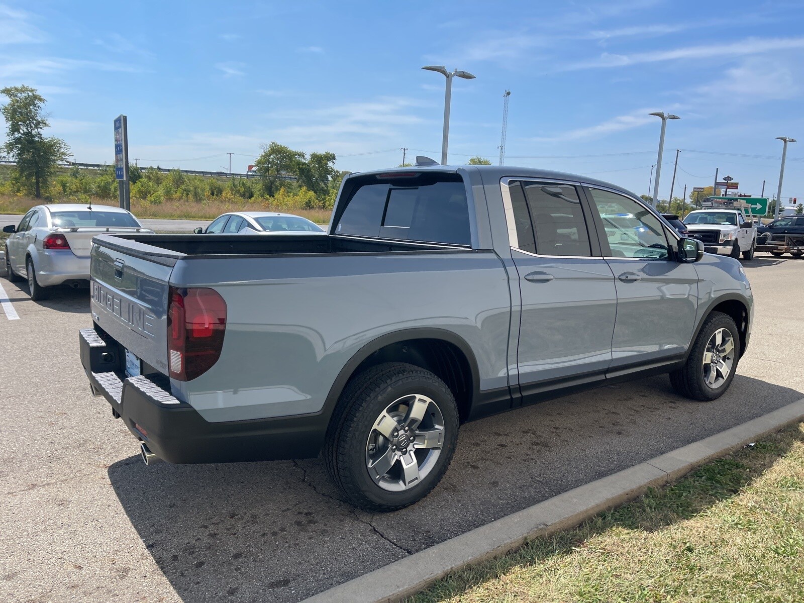 2026 Honda Ridgeline RTL photo 3