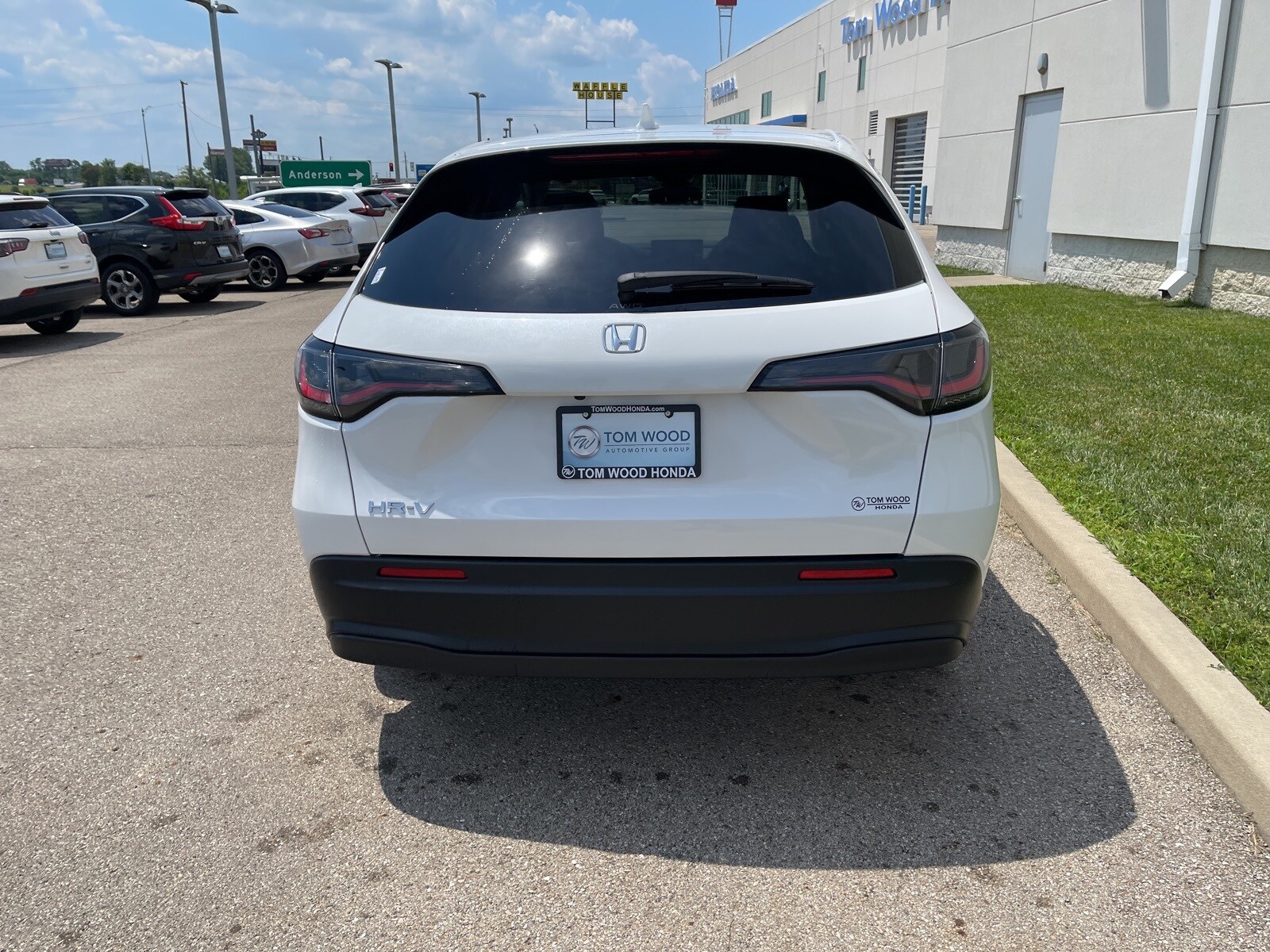 2026 Honda HR-V LX photo 2