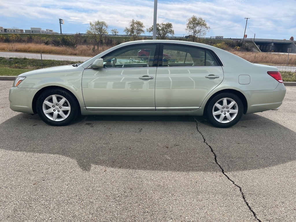 Used 2007 Toyota Avalon XL Sedan