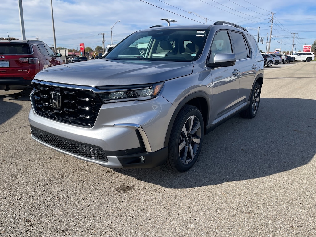 New 2025 Honda Pilot Touring SUV