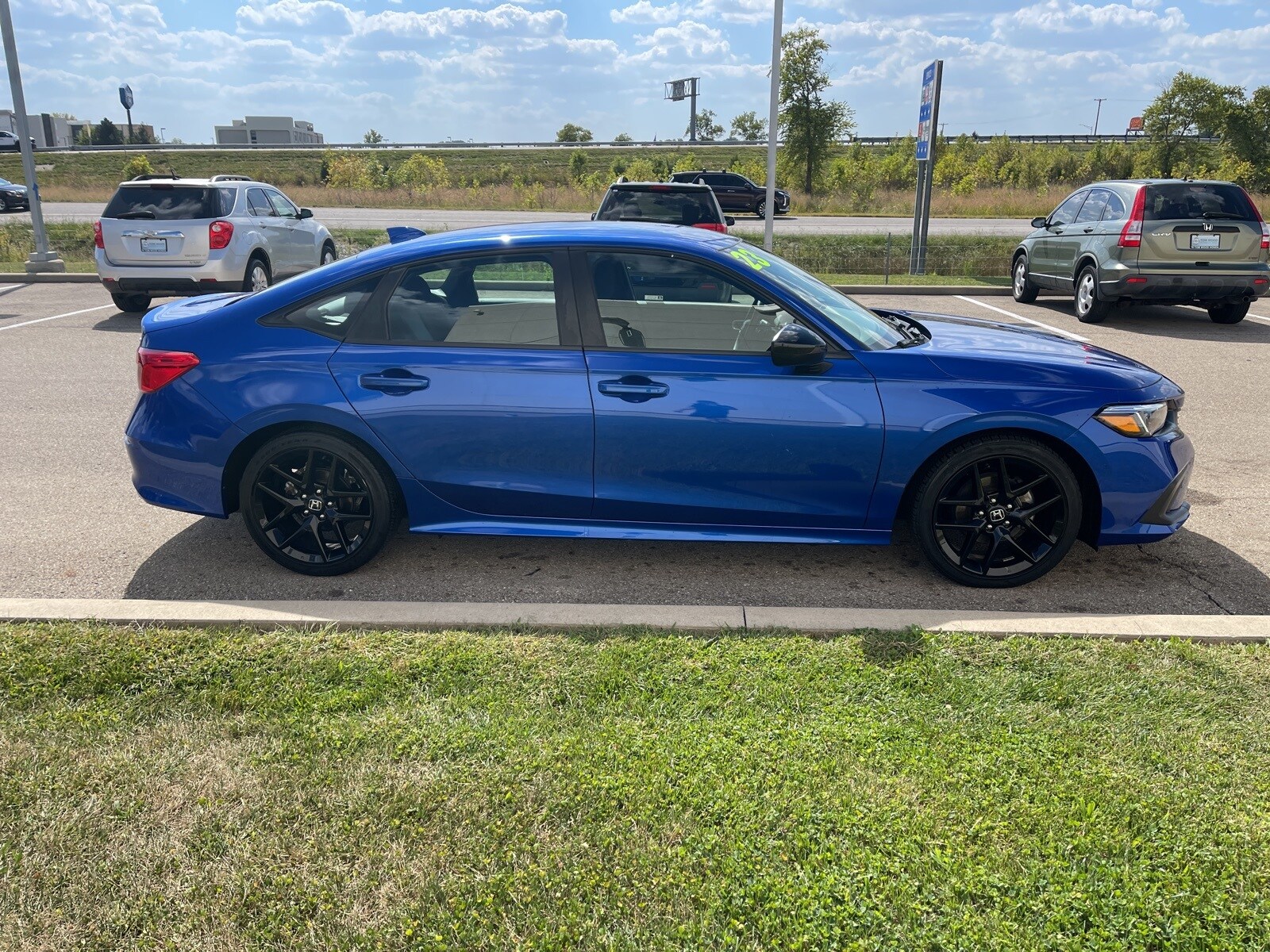2023 Honda Civic Sport photo 2