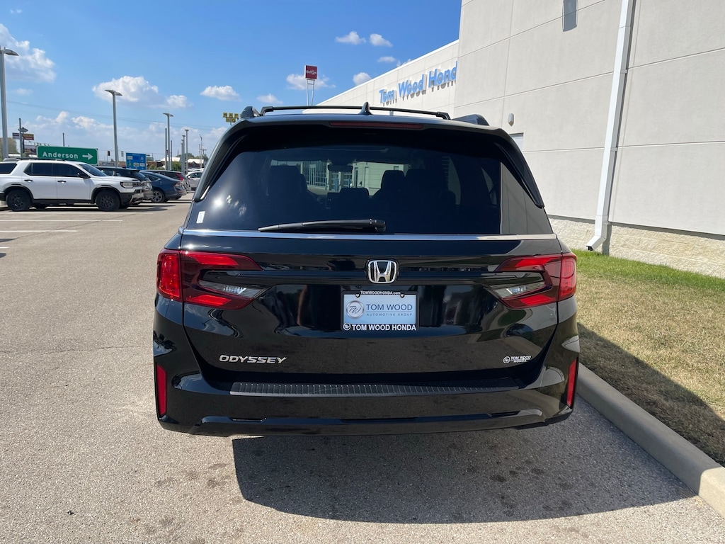 New 2026 Honda Odyssey EX-L Van Passenger