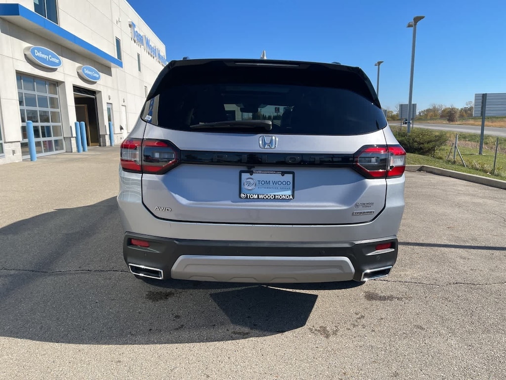 Certified 2023 Honda Pilot Touring SUV
