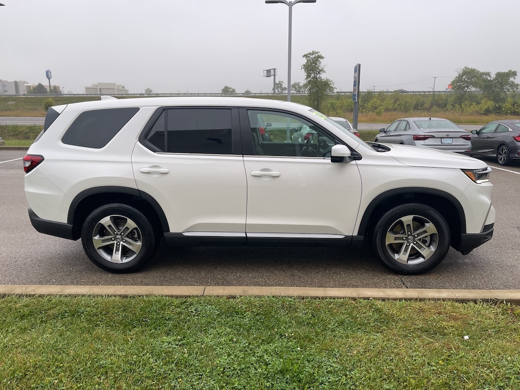 Certified 2025 Honda Pilot EX-L SUV