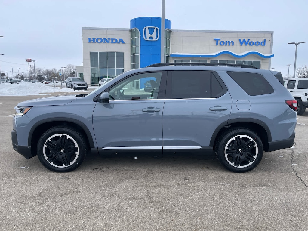 New 2026 Honda Pilot Touring S SUV