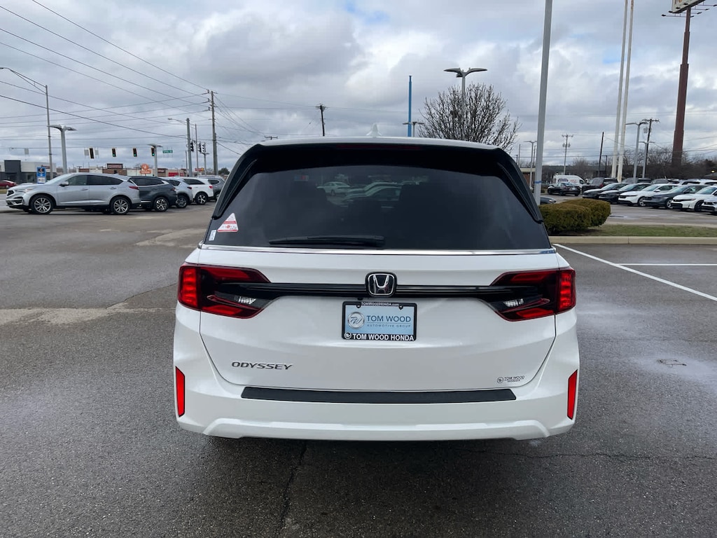 New 2026 Honda Odyssey EX-L Van Passenger