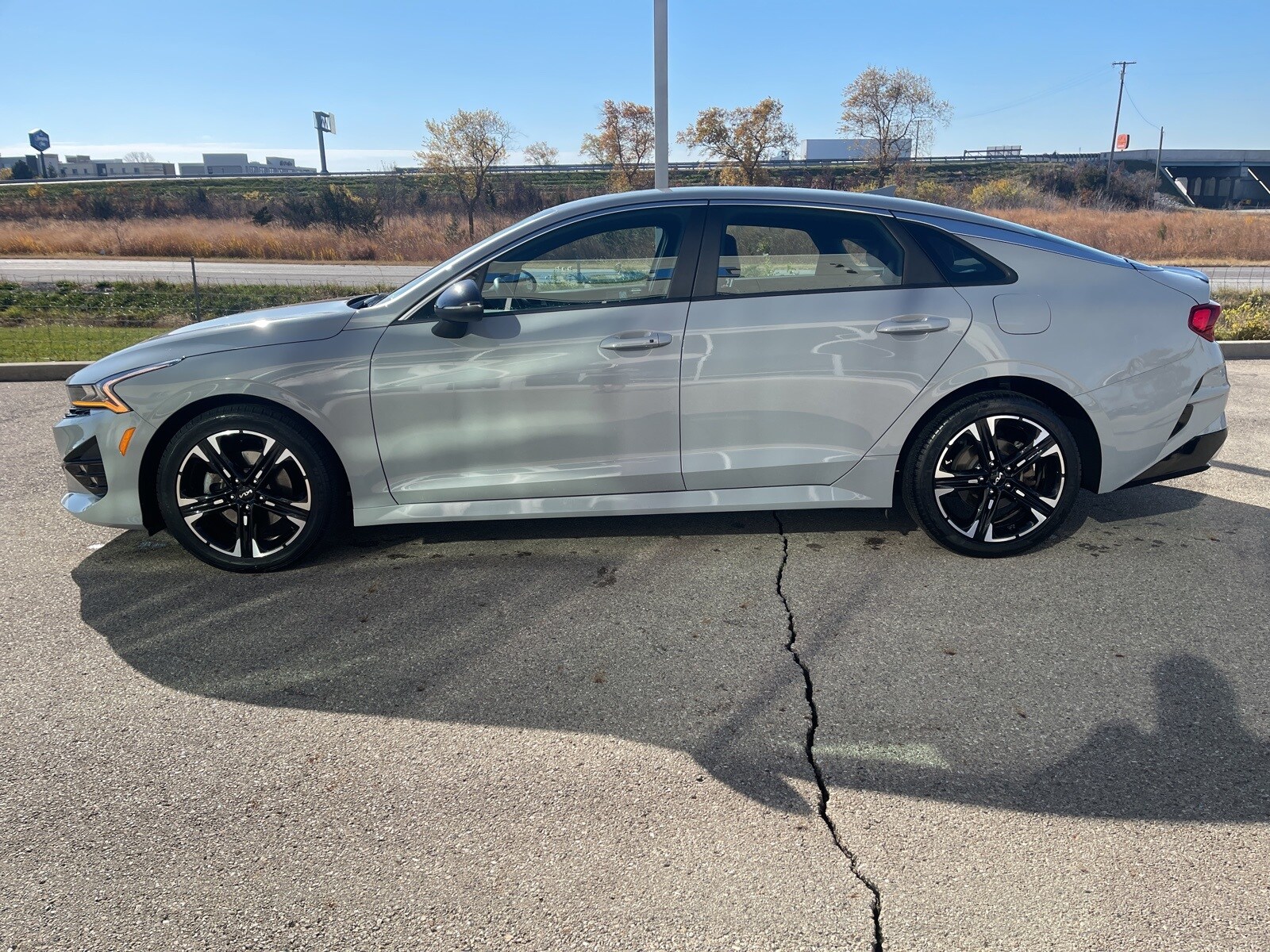 2023 Kia K5 GT-Line photo 2