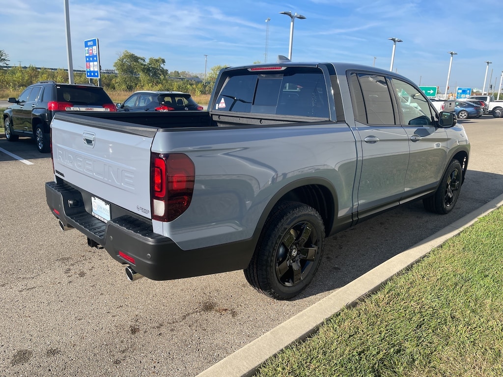 New 2026 Honda Ridgeline Black Edition Truck Crew Cab